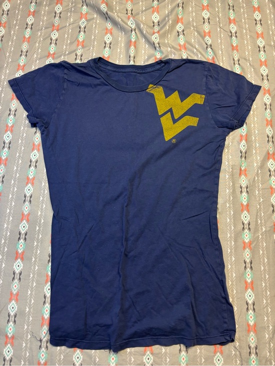 Tops - 🍄Wonder Women T-Shirt